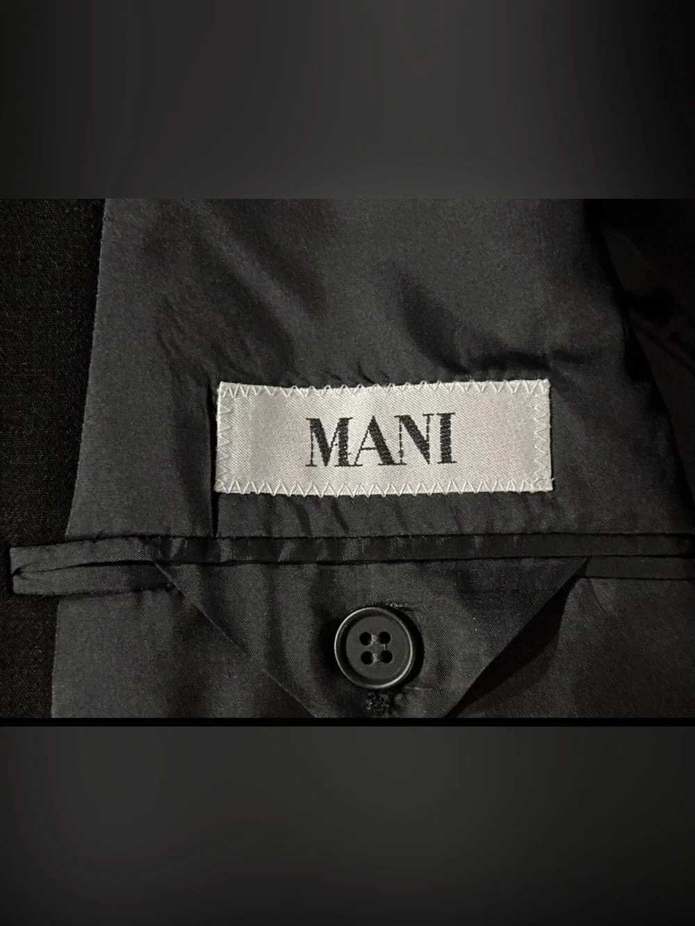 $2695 GIORGIO ARMANI MANI SUIT 48R 48 R SAKS 5TH SINGLE BREASTED BLACK 4 SZN